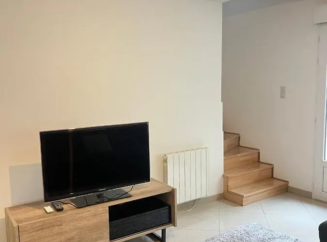 Apartment Ecu : Superbe Avec Exterieur *